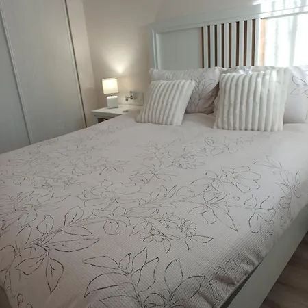 Apartment Stylish With Communal Pool Torrevieja