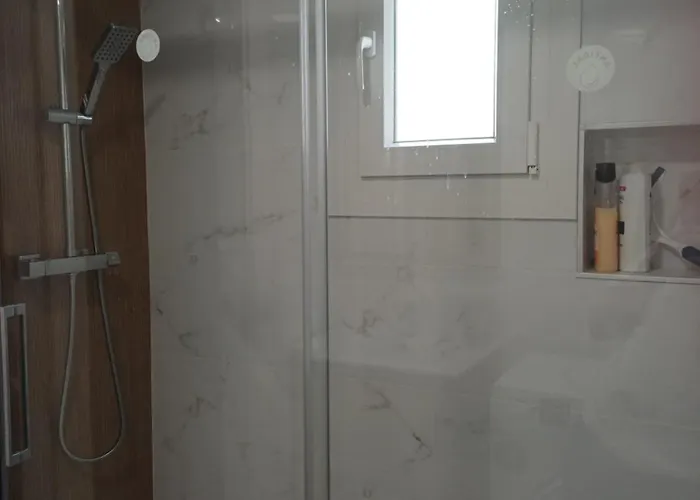 Stylish With Communal Pool Apartment *