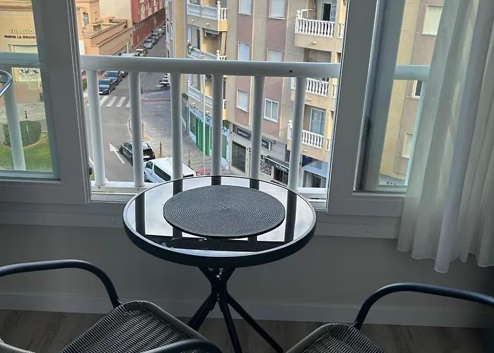 Stylish With Communal Pool Apartment