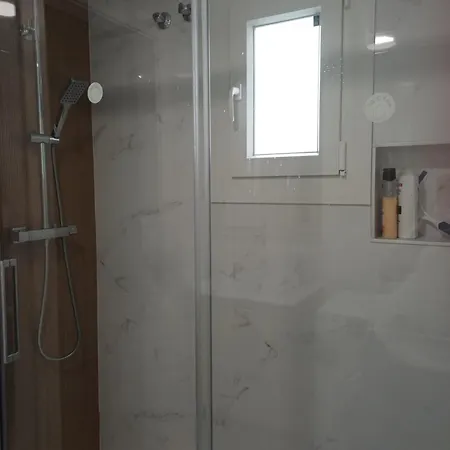 Stylish With Communal Pool Appartement *