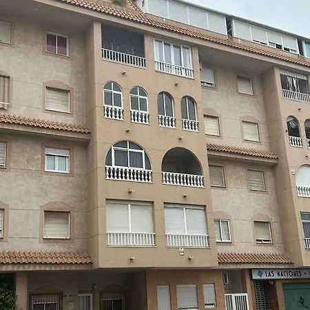 Appartement Stylish With Communal Pool *